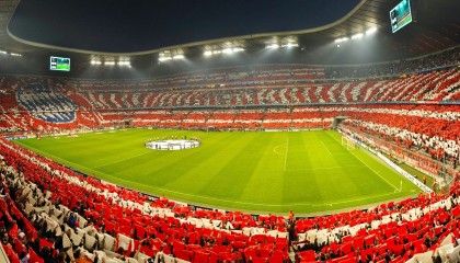 九游网页版官网入口-《年轻一代的电竞梦想：从校园到职业的转变》，一代电竞人青春结束了