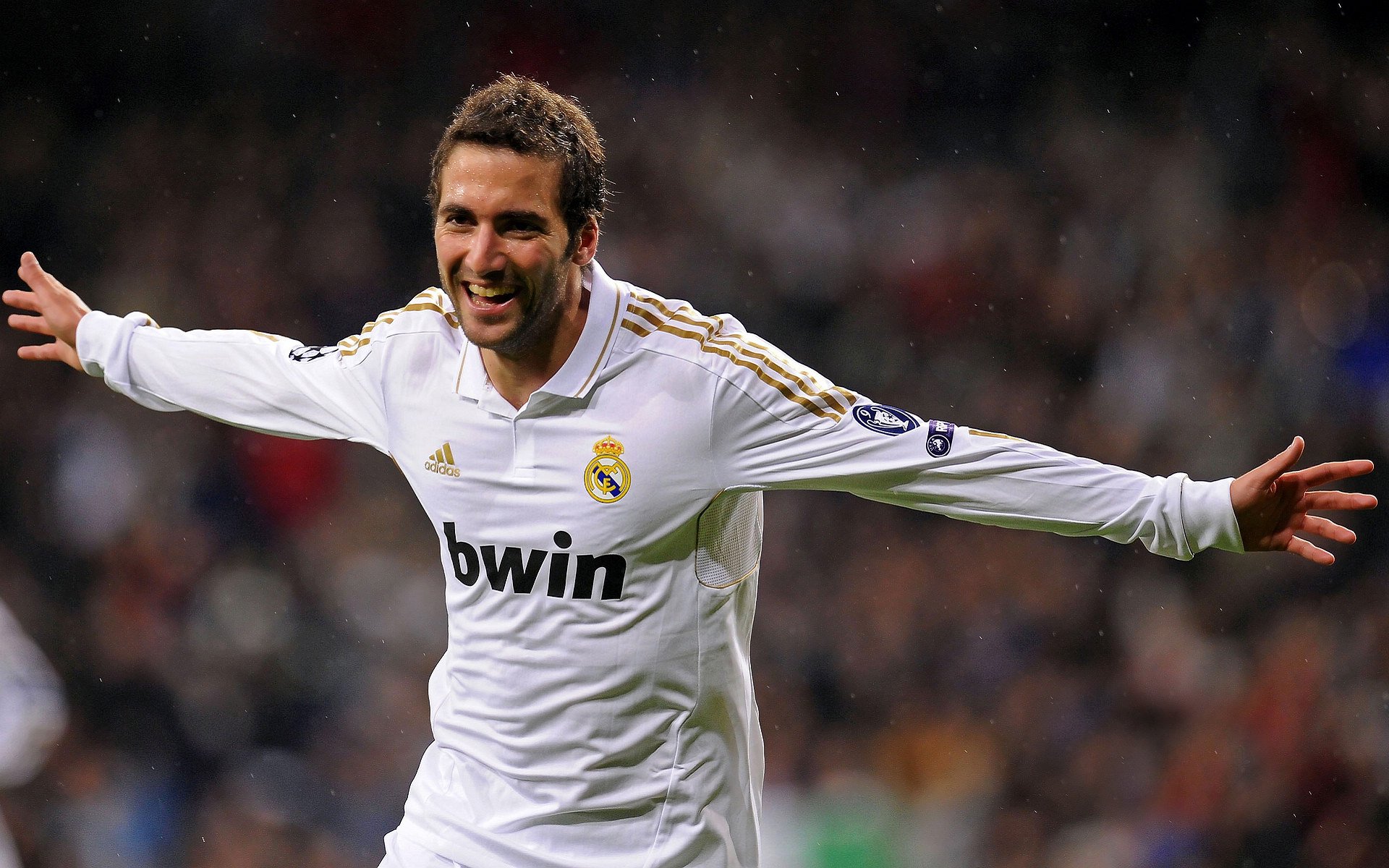 《巴黎人报》：巴西女足在奥运会小组赛中表现出色，巴西女足奥运会冠军